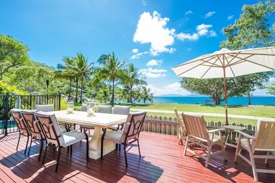 Image de Eeast on the beachfront of Picnic Bay