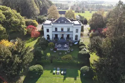 Image de Maison de vacances Couvin pour 1 - 8 personnes avec 4 chambres Ă coucher - Maison de vacances