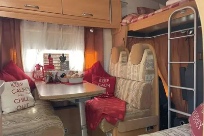 Image de Escape in a Flash! Private motorhome in beautiful Aonb
