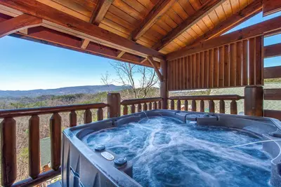 Image de Great Views! , Game room plus over $600 attraction tickets per day