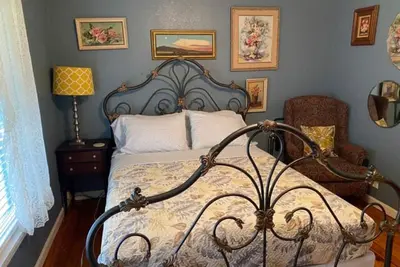 Image de 03) The Sweet Bay Room