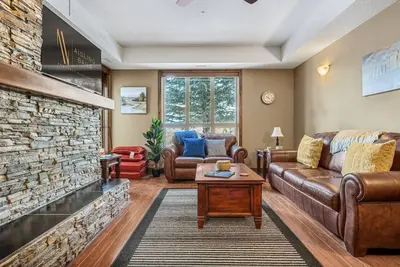 Image de Timber Mill | Outdoor Pool/Hot Tub | Ground Floor