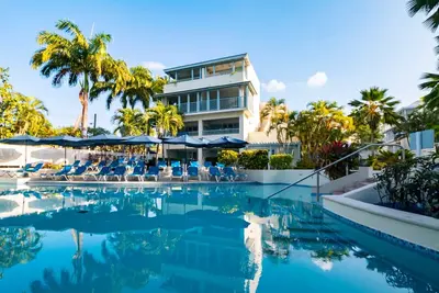 Image de Vacation is Calling! Comfortable Unit w\/ Pool view! Onsite Pool, Free Parking