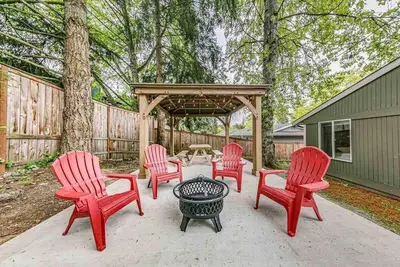Image de T2: Chillin Villa: Gazebo for hangout n cozy house