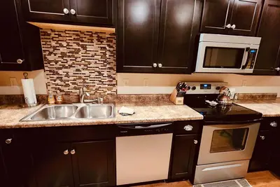 Image de 2br Apartment in Historical Shopping District! St Paul. Walk To Everything!