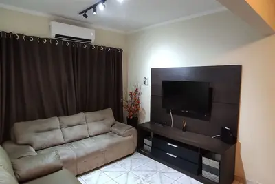 Image de Apt in Guarujá, Enseada Beach, 300m beach, Air conditioning and Parking