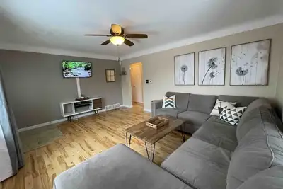 Image de The Pinehouse - 1 mi to downtown\/Czech Village!