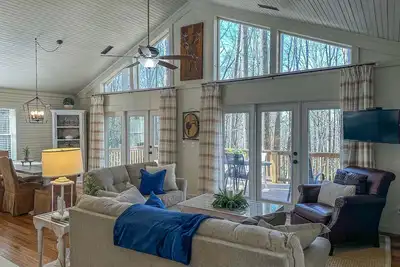Image de Sky Valley Creekside Getaway! Hike-Swim-Golf!