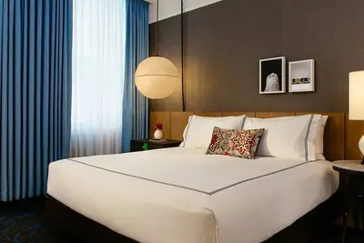 Image de 1-Bedroom Suite at a 4. 5⭐️ Hotel