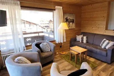 Image de Appartement rénové, proche pistes, balcon, 3 chambres, parking, Wifi inclus