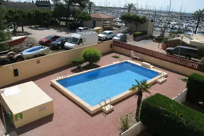 Image de 3 pièces avec piscine à Saint-Cyprien - 6 couchages