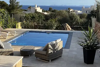 Image de Beautiful vacation home with sea view for 7 people