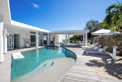 Villa Five Minutes More in Oyster Pond by Fantasia Villas