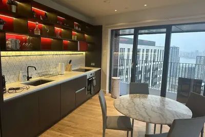 Lovely 2 Bed, 2 Bath - City Island