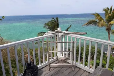 Un petit coin de paradis, avec une vue sur mer de 360 degré