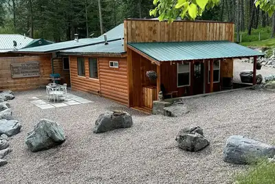 Image de Peaceful mountain cabin near Flathead Lake access!