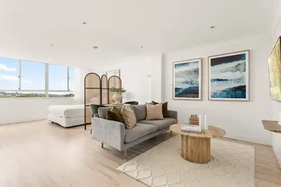 Image de Chic Studio with a Pool and Moments from Shop