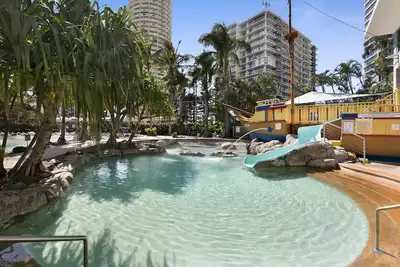Image de Oceanview 1-Bed with Pools, Spa, Sauna, Gym & Bbq