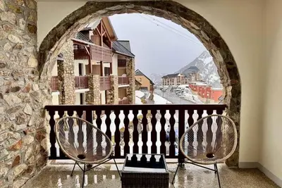 Image de À 300m des pistes de ski, vue pistes de ski, remise en forme, piscine, terrasse, télévision