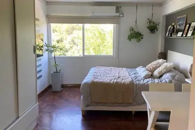 Image de Tiny apartment, big time!