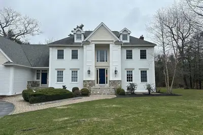 Rye Beach Estate - less than a mile to Jenness beach!