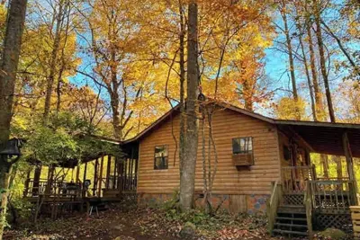 Image de 2 Cabins side by side ~ Sleeps 9, Perfect for 2 fa