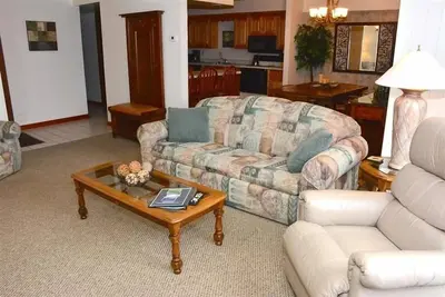 Image de Seven Springs 2 Bedroom Deluxe Condo, Near Swimming Pool! by RedAwning