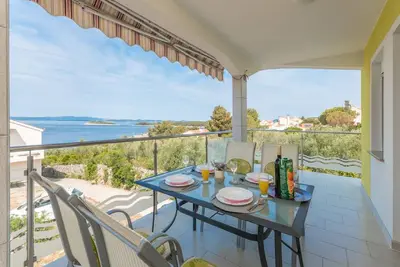 Image de Apartments Lilly - Two Bedroom Apartment with Sea View and Terrace