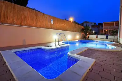 Image de Superbe appartement Ă Baska Voda