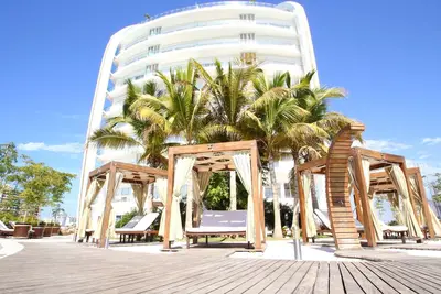 Image de High Tides - Luxury Living with pool and gym in Marina Mazatlán