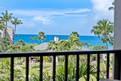 Image de Ocean view 2 bed/2bath Kaanapali Shores resort gem