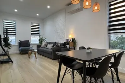 Image de Modern & Spacious 1 Bedroom Apartment!