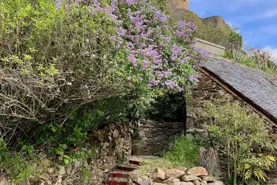 Image de « Lou Cambrou » Cottage\/Gîte situé quartier historique de la Forteresse de Najac
