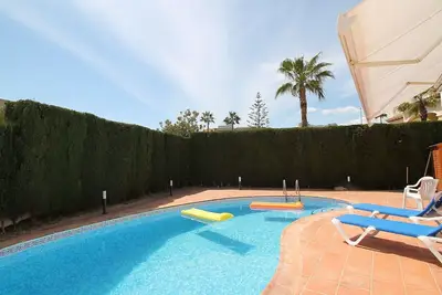 Image de Maison de vacances privée avec piscine privée, Wifi, climatisation, Tv, patio, parking