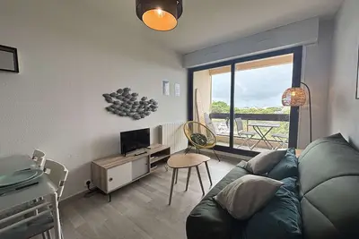 Image de Appartement avec balcon et piscine - La Rochelle