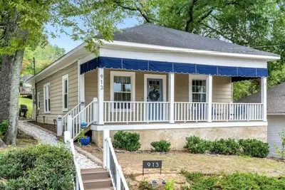 Image de Two Bed Two Bath Chatta Charmer with hot tub!