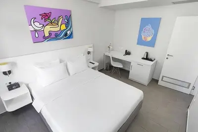 Image de Minutes from Old Town Ulcinj! Beach, Outdoor Pool, Free Parking & Breakfast!