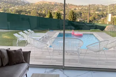 Image de Villa neuve avec piscine et vue St Paul de Vence