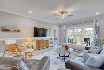 Image de Links And Shore: 4  Br, 3  Ba Condominium in Garden City, Sleeps 12