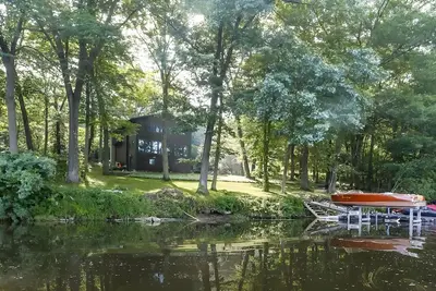 Image de Enjoy a getaway on the scenic Housatonic River/Lake Lilinonah in New Milford, Ct
