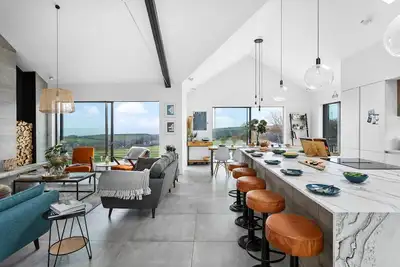 Image de Higher Poole - a house that sleeps 10 guests in 5 bedrooms