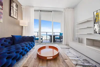 Image de Oceanfront 2bdr at Premier Resort. Right on the beach! ! !