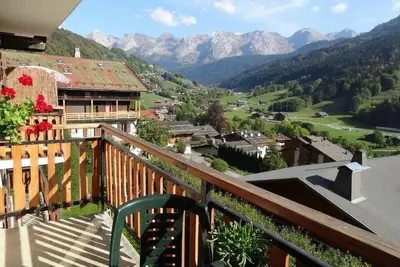 Image de Appartement Ensoleillé, Calme, à 5 min du Village