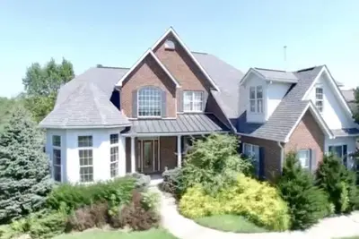 Image de McKeever Mansion-9, 000 sq ft. Perfect for corporate, families, or special events