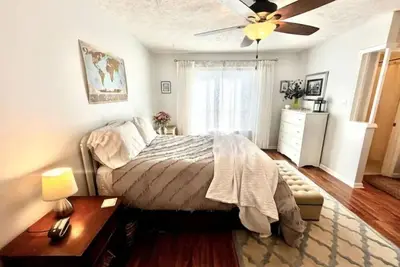 Image de 2 Br, 2 Bath Home close to Bragg