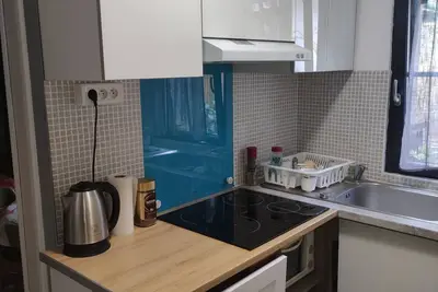 Image de Studio indépendant dans un maison, au calme bien desservi;