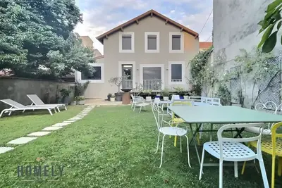 Image de Maison Centre Ville Avec Jardin Au Calme