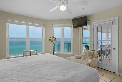 Image de 🌞Beach Front w/Free Beach Svc~Pool~Fab Views~Okaloosa Island~3br The Palms 601