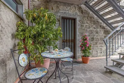 Image de Superbe maison à Macchino avec cuisine