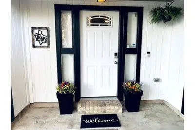 Image de Spacious 3 Bdrm for 9 - Sa & Nb